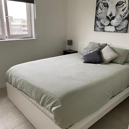 Gezellig 1 Slaapkamer Appartement Nabij Het Stadscentrum Hasselt Ngoại thất bức ảnh